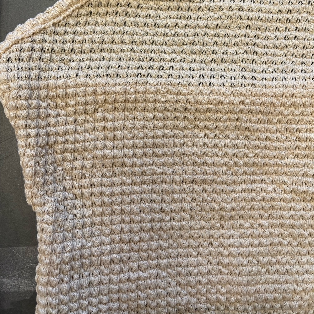 Never worn beach top size small - Picture 2 of 3